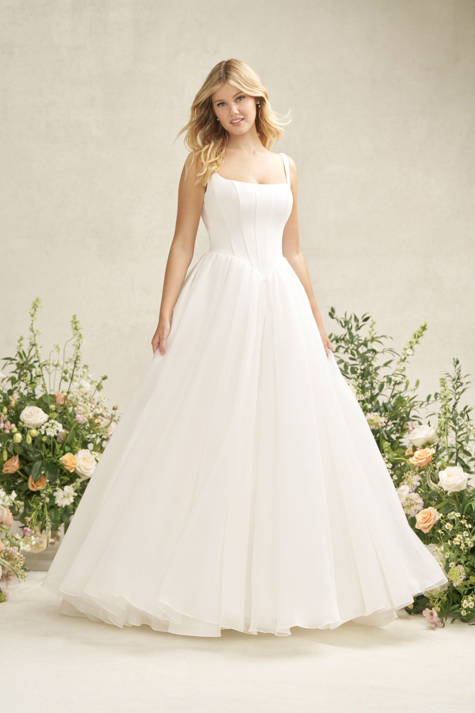 Romance by Allure Wedding Dress Collection - Allure Romance R3812