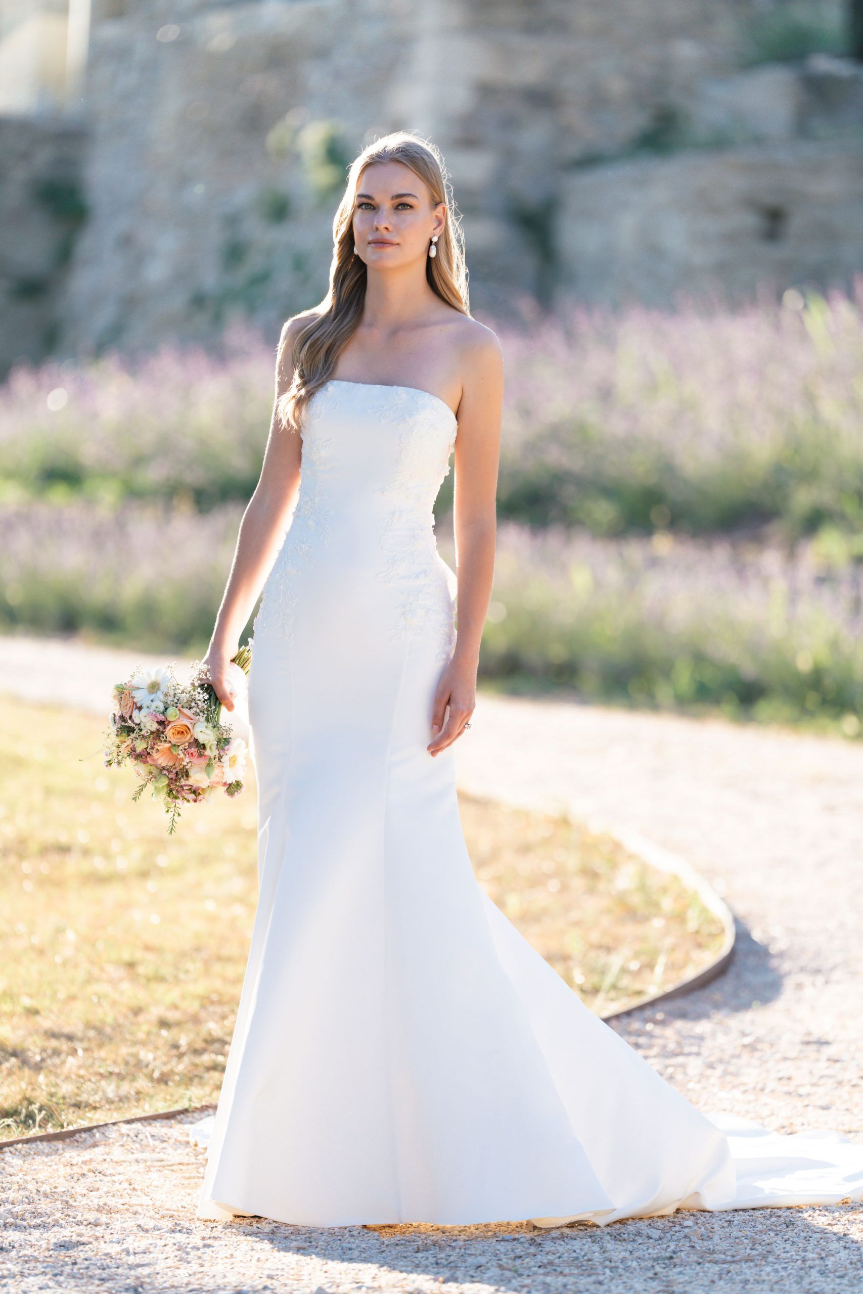 Romance by Allure Wedding Dress Collection - Allure Romance R3801